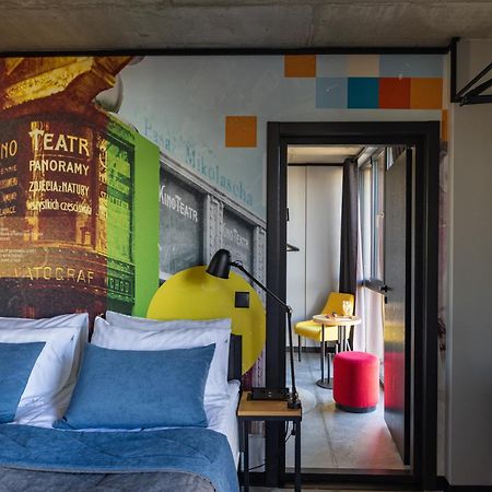 !Fest Hotel Lviv Exterior foto