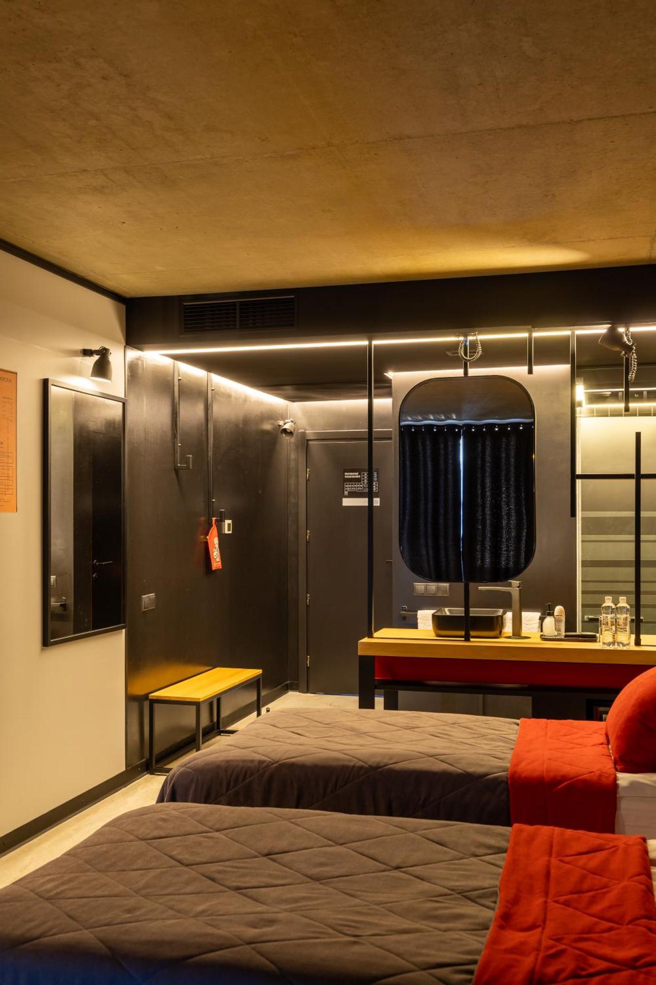 !Fest Hotel Lviv Exterior foto